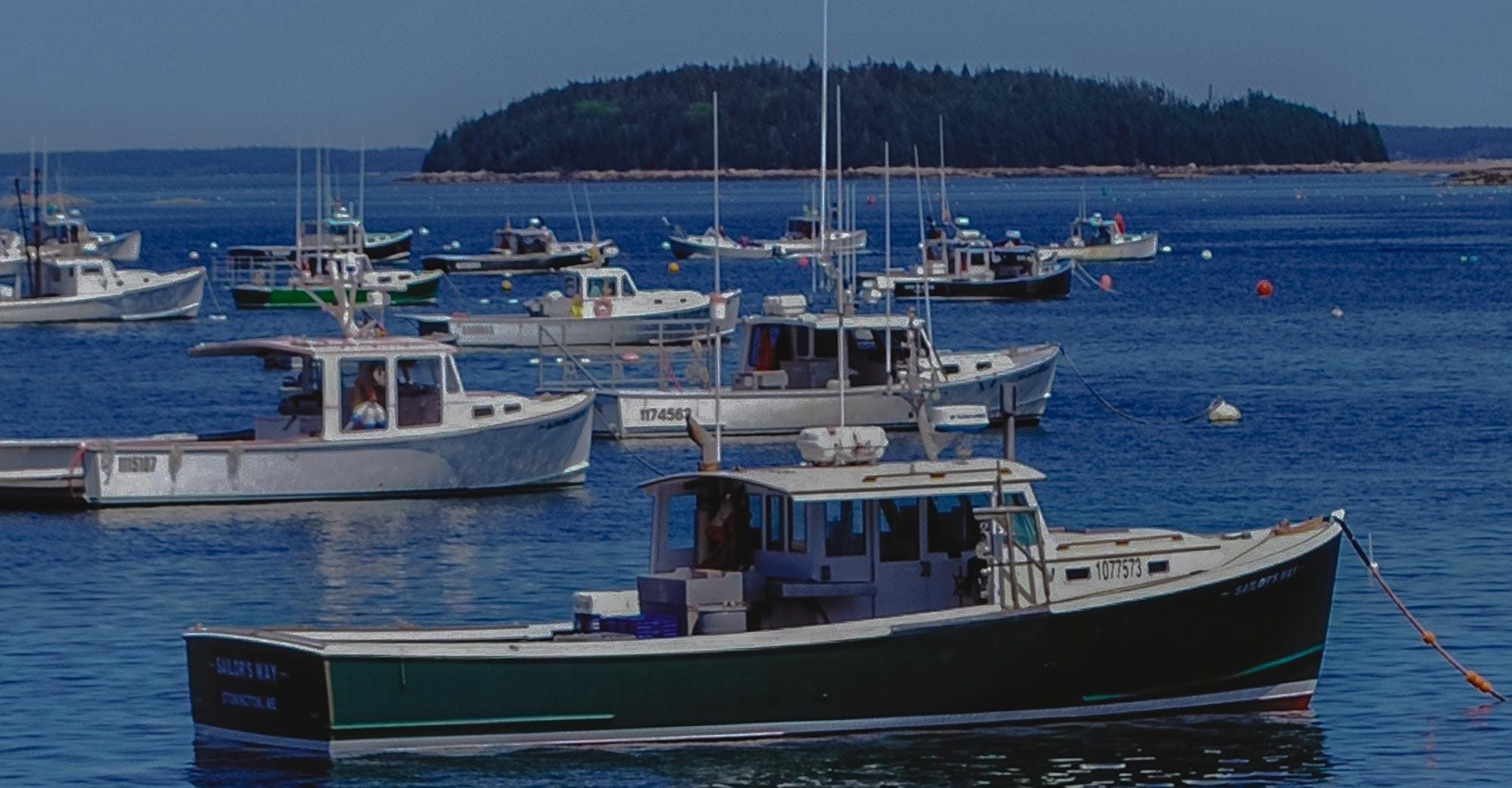 Stonington Harbor boats